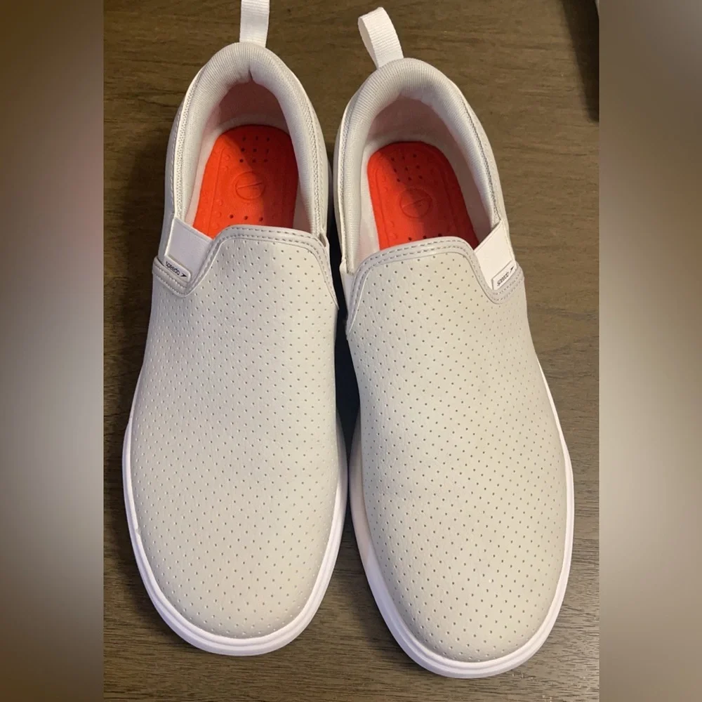 Speedo Women’s Hybrid Slip on Shoe Size 9 Lightweight In & Out Water Shoes NEW - Picture 8 of 9